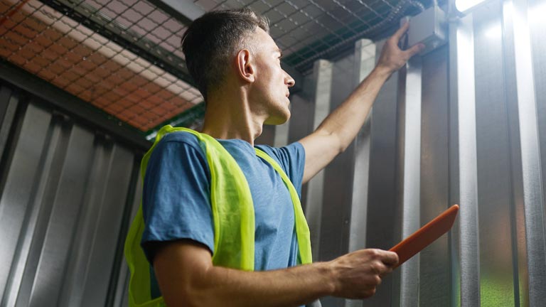 Weiter zu UVV Prüfungen UVV Prüfungen WEIXLER